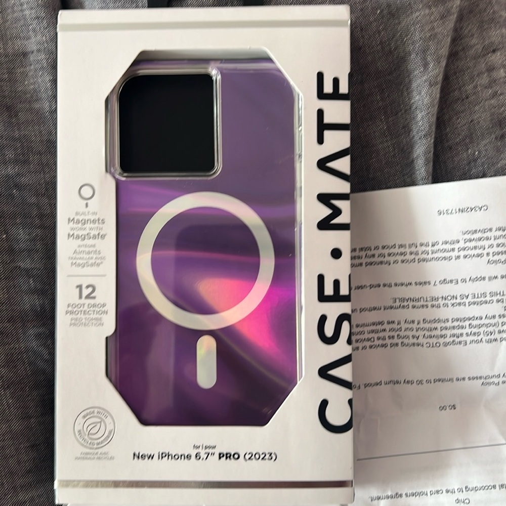Case-Mate iPhone 15 Pro Max MagSafe Case in Iridescent Soap Bubble